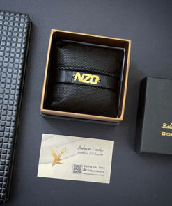 دستبند چرم با پلاک طلا اسم NZO